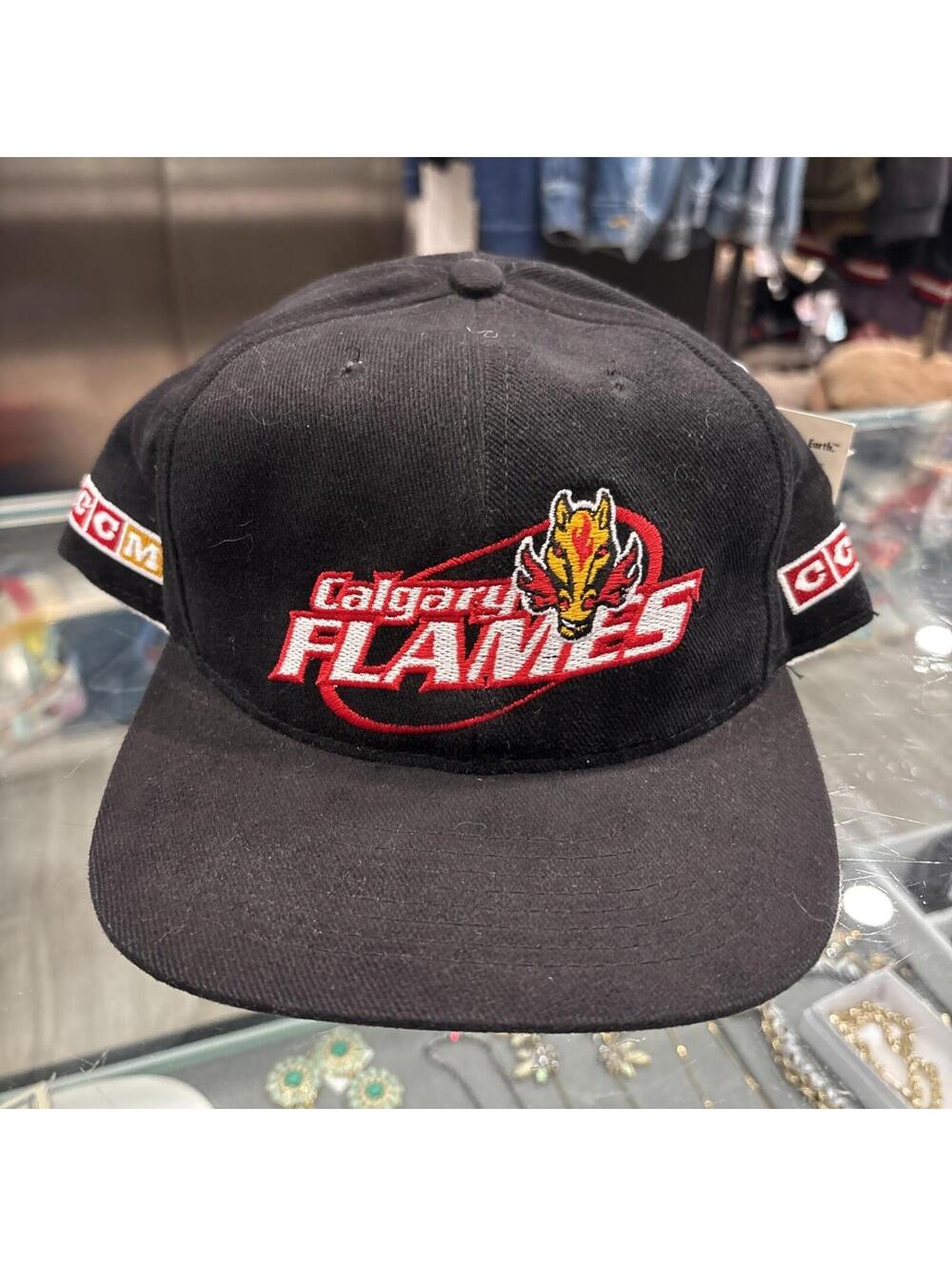 Vintage *Dead-stock* Calgary Flames CCM SnapBack Cap
